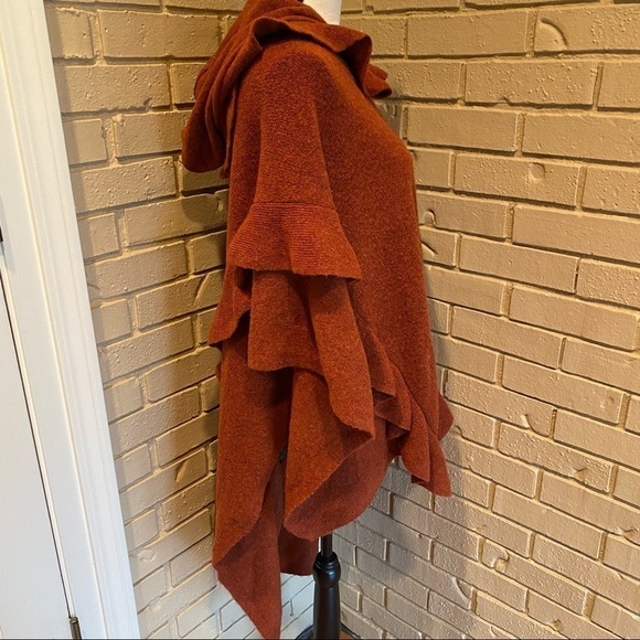 Troubadour Anthropologie Yak Wool Rust Ruffle Cape Poncho Sweater Soft Hooded OS - Picture 2 of 8